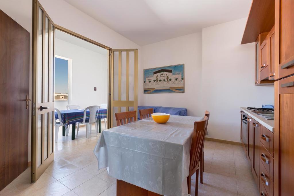 Casa Vacanza Mare Blu Torre Lapillo Exterior foto